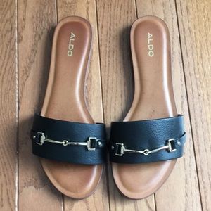 Aldo flat sandals size 7
